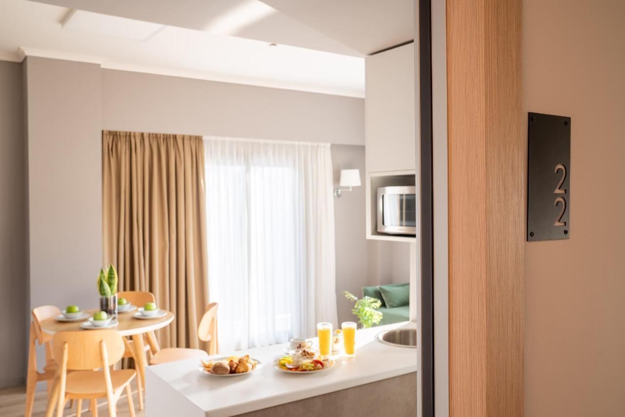 โครมา แฟชั่น รูม แอนด์ อพาร์ตเมนต์ Aparthotel เอเธนส์ ภายนอก รูปภาพ
